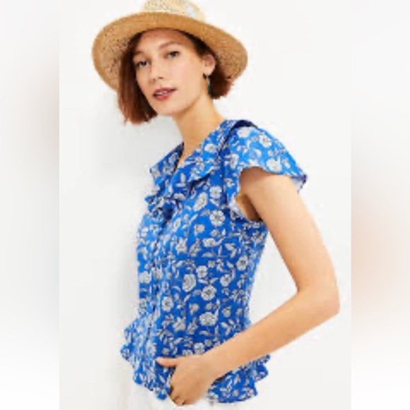 Loft Flutter Sleeve Blue Floral Ruffle Peplum Top Button Down Blouse sz Medium - Picture 8 of 9